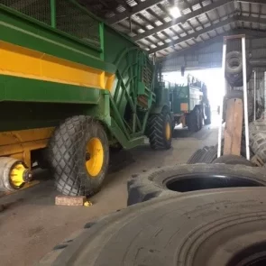 Truck And Tyres - Transit Tyres, Tyre and Wheel Services, Paget QLD